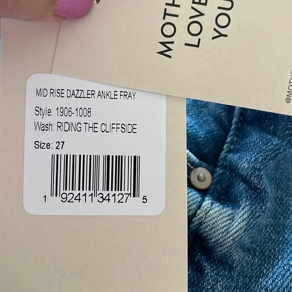 NWT MOTHER The Mid Rise Dazzler Ankle Fray Denim Jeans Size 27 - Picture 12 of 12